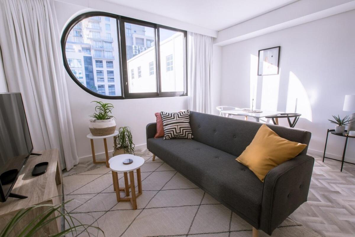 Stylish, Modern, Walk To Restaurants And Cbd Appartement Kaapstad Buitenkant foto