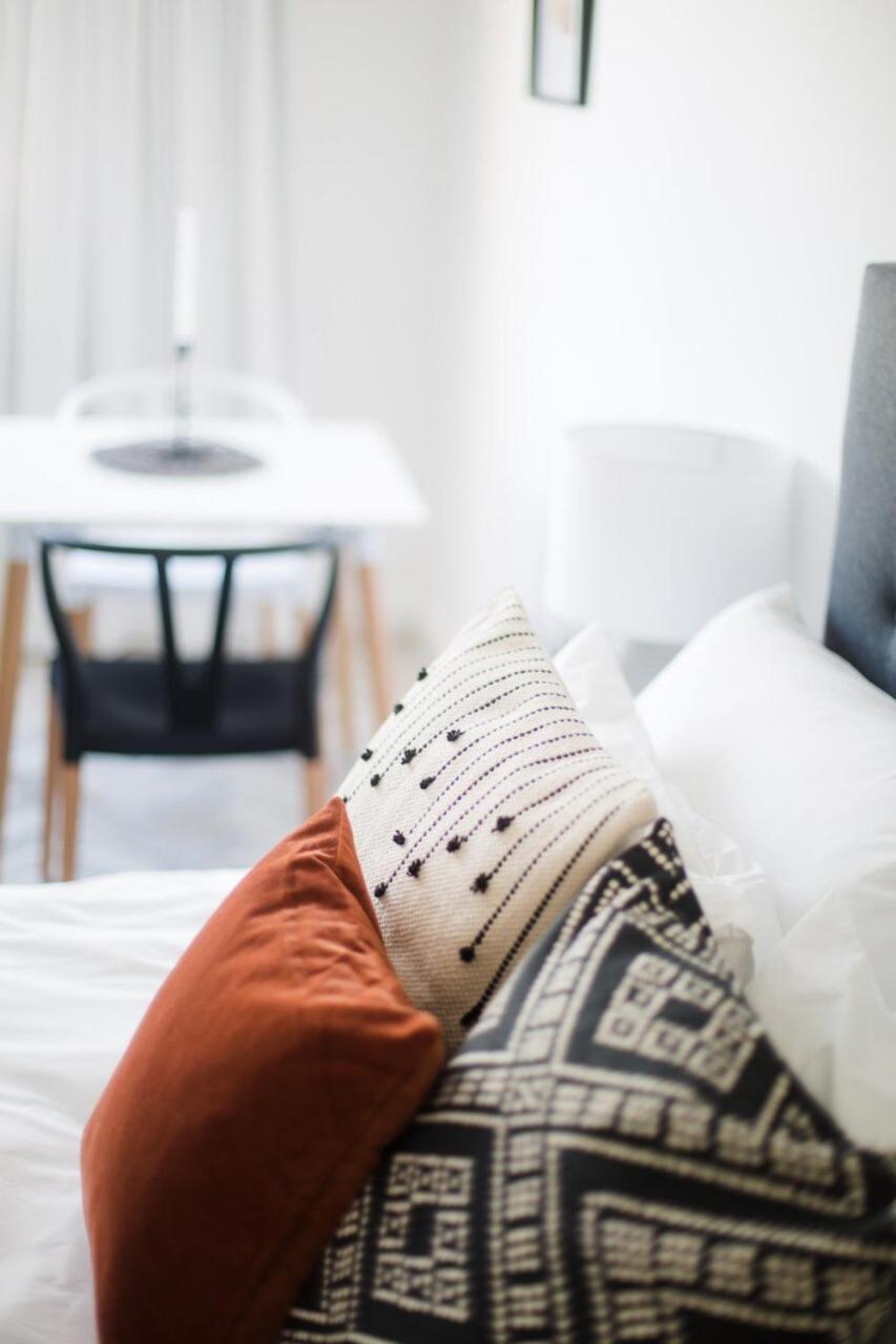 Stylish, Modern, Walk To Restaurants And Cbd Appartement Kaapstad Buitenkant foto